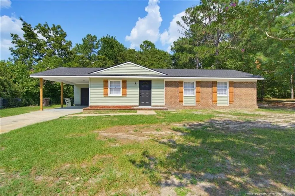 6612 Amanda Circle Fayetteville, NC 28304