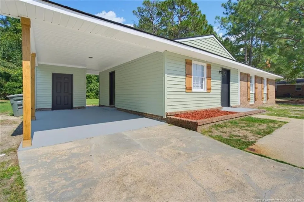 6612 Amanda Circle Fayetteville, NC 28304
