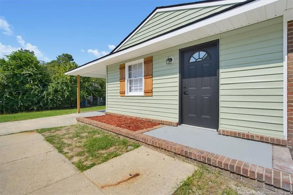 6612 Amanda Circle Fayetteville, NC 28304