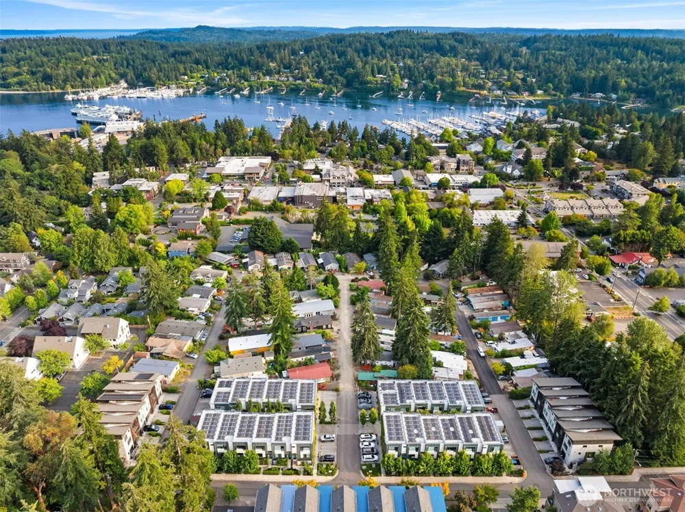 519 Madrona Avenue NE #8 Bainbridge Island, WA 98110