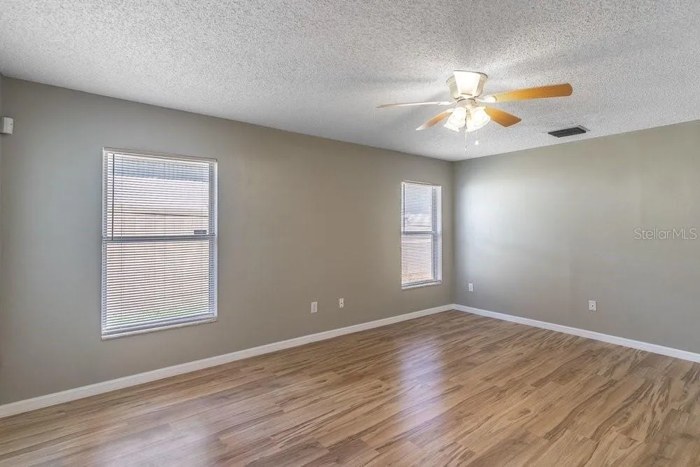 617 E 1ST STREET Apopka, FL 32703