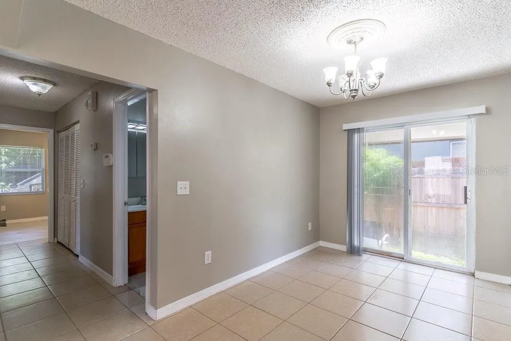 617 E 1ST STREET Apopka, FL 32703