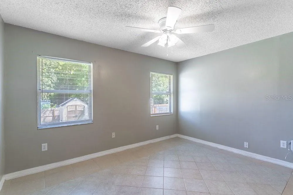 617 E 1ST STREET Apopka, FL 32703