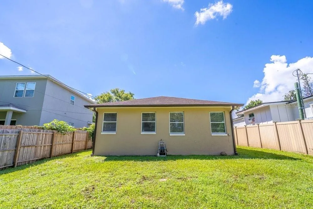 617 E 1ST STREET Apopka, FL 32703