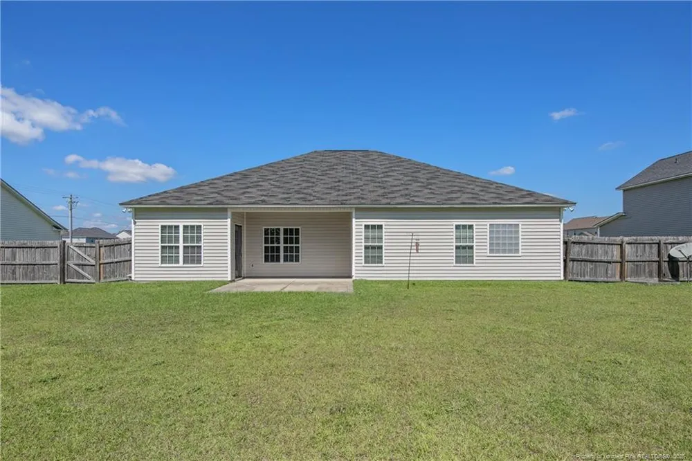 132 Pilot Avenue Raeford, NC 28376