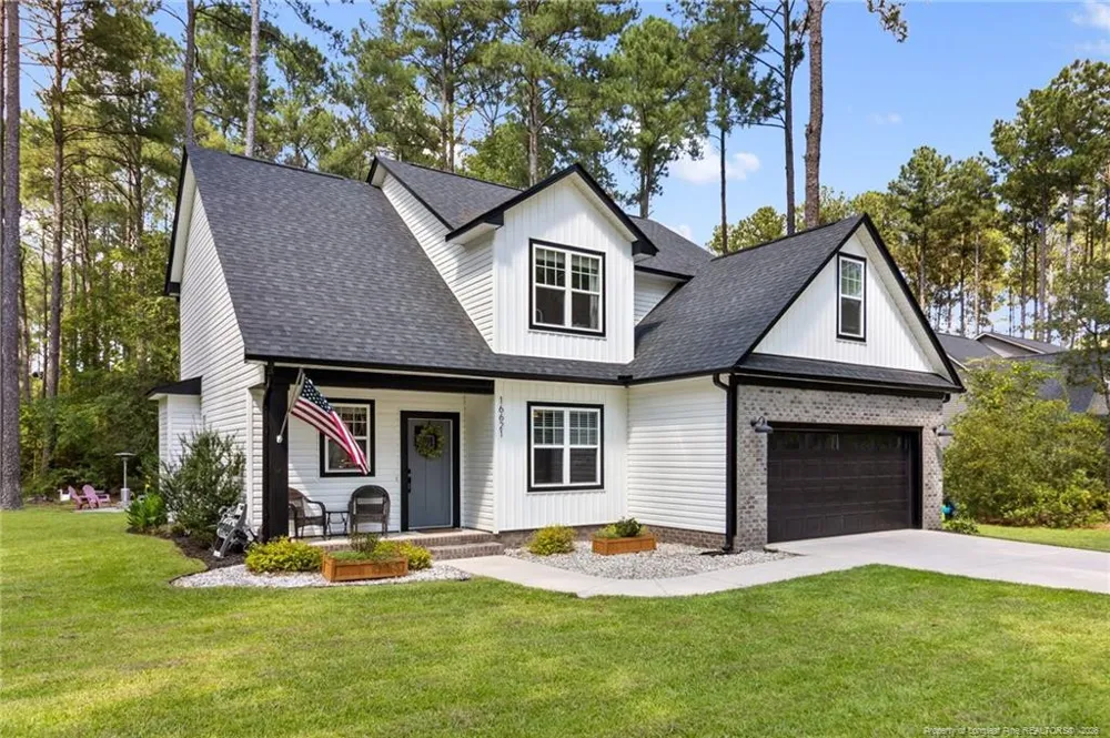 16621 Titmouse Court Wagram, NC 28396