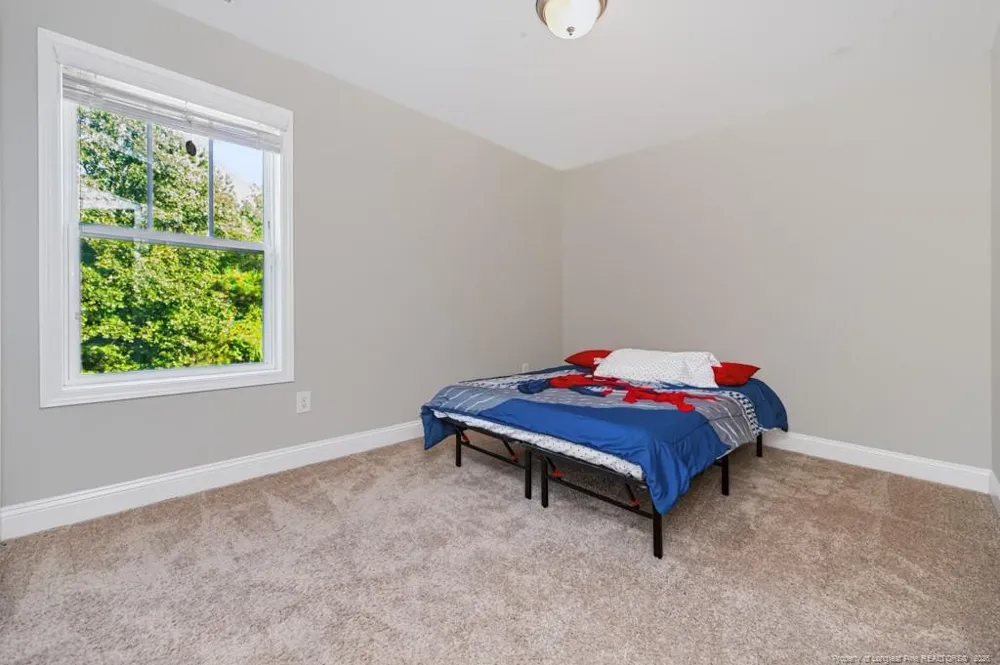 189 Heatherwood Drive Lillington, NC 27546