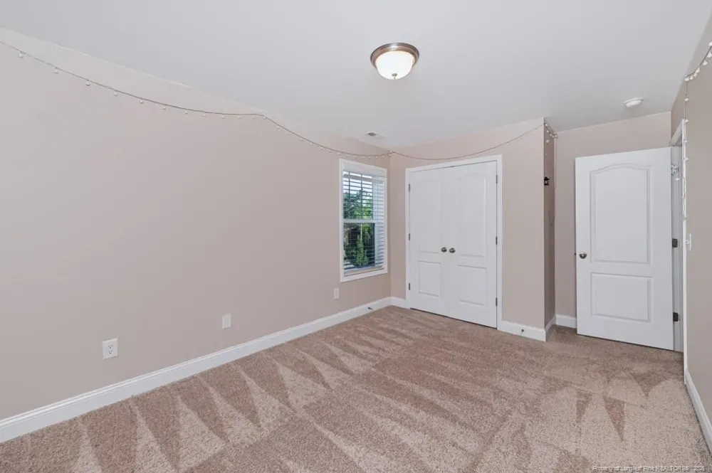 189 Heatherwood Drive Lillington, NC 27546