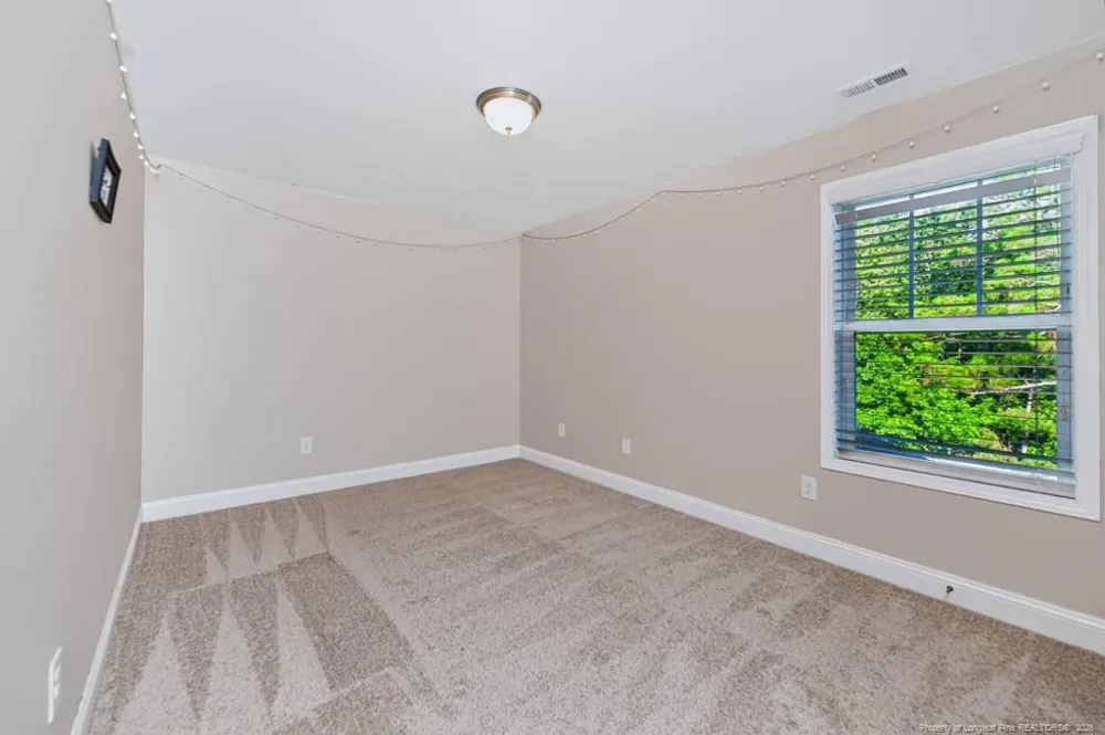 189 Heatherwood Drive Lillington, NC 27546