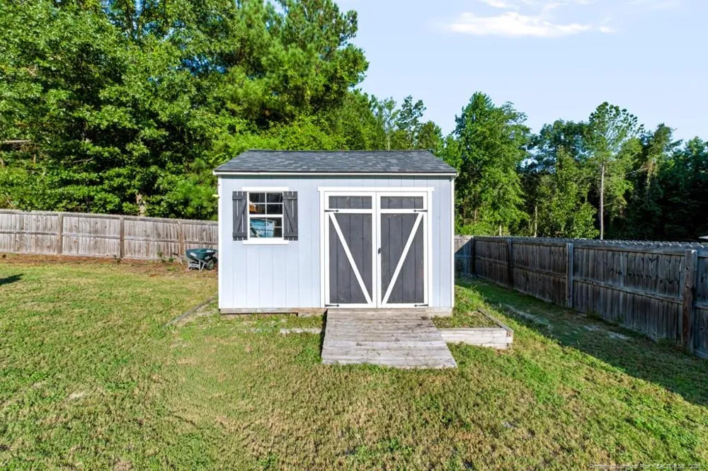 189 Heatherwood Drive Lillington, NC 27546