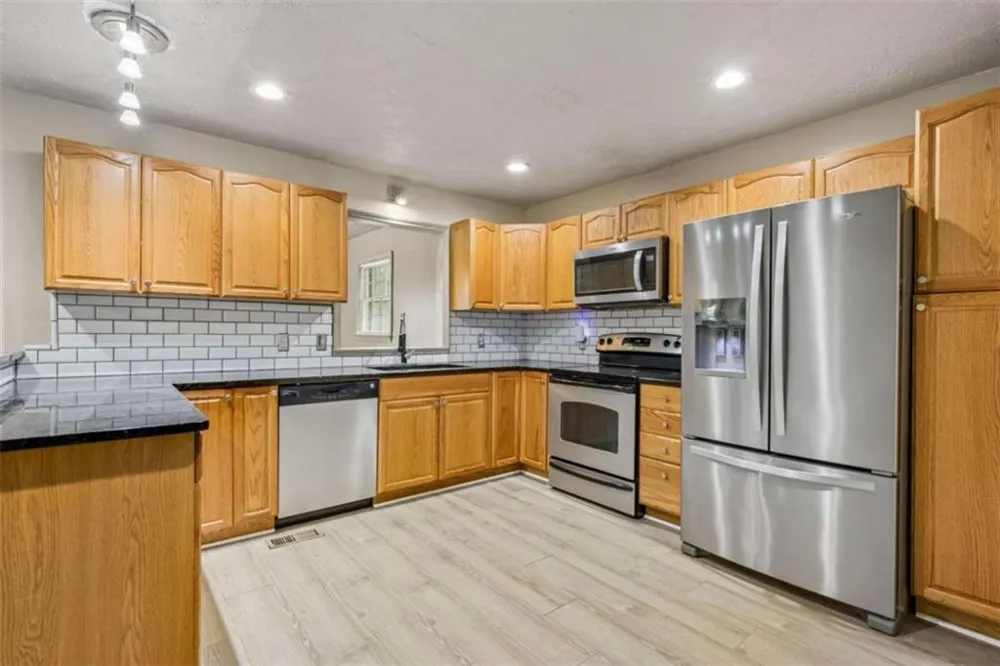 5361 Hog Mountain Road Flowery Branch, GA 30542