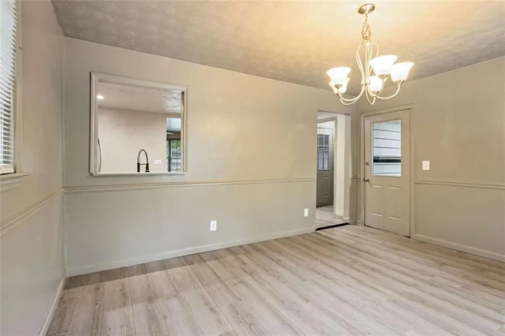5361 Hog Mountain Road Flowery Branch, GA 30542