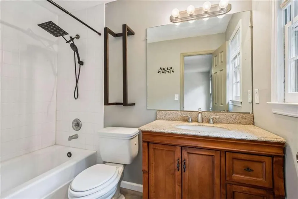 5361 Hog Mountain Road Flowery Branch, GA 30542