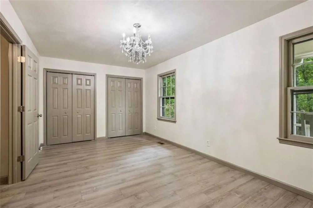 5361 Hog Mountain Road Flowery Branch, GA 30542