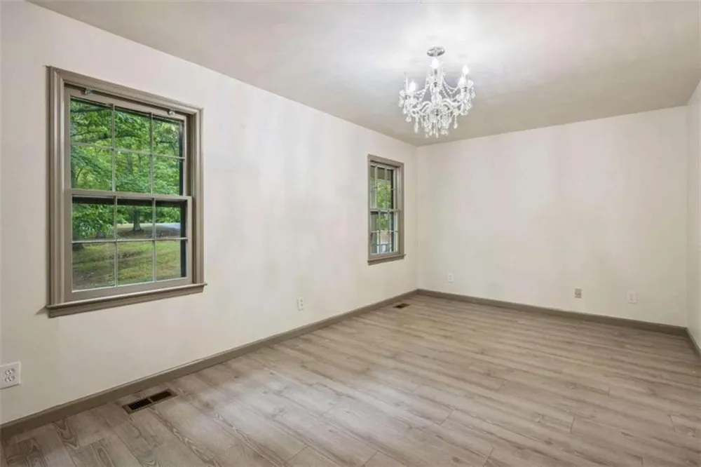 5361 Hog Mountain Road Flowery Branch, GA 30542