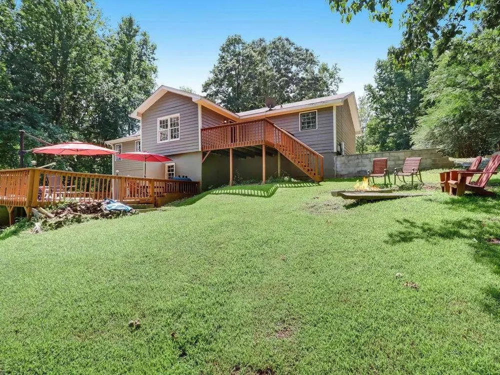 5361 Hog Mountain Road Flowery Branch, GA 30542