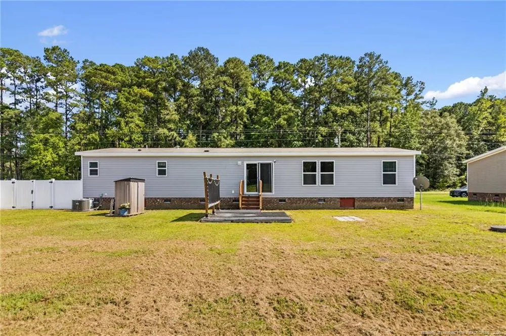 8085 NC 210 Highway S Autryville, NC 28318