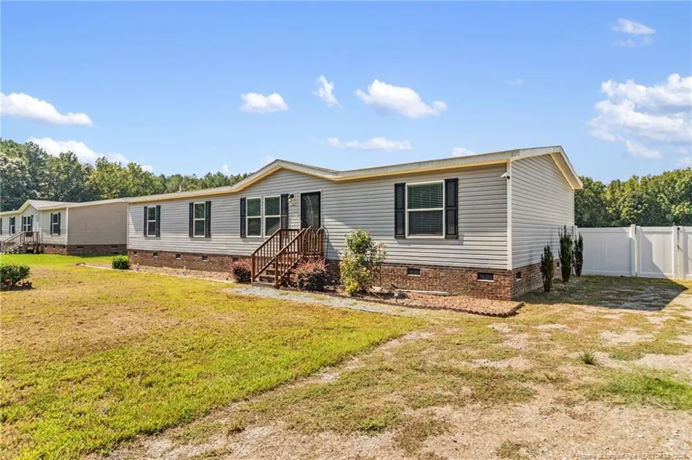 8085 NC 210 Highway S Autryville, NC 28318