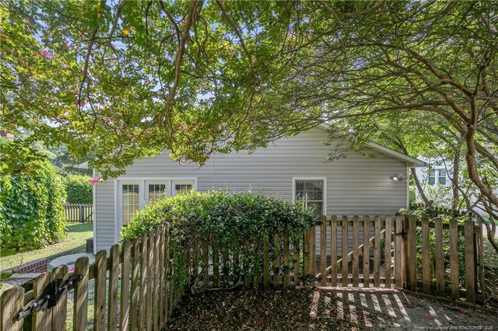 597 Greenland Drive Fayetteville, NC 28305