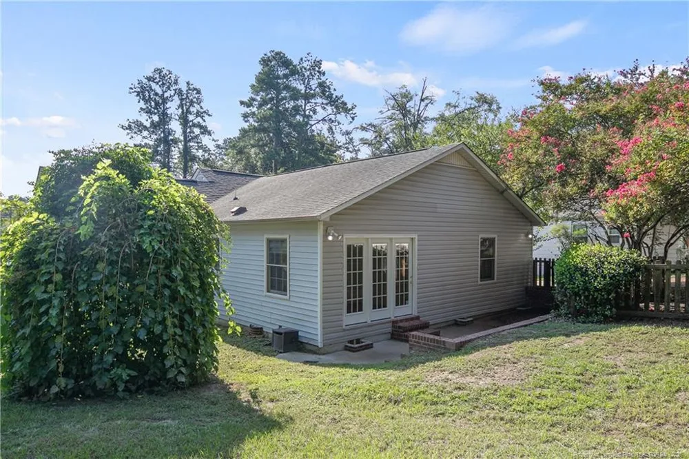 597 Greenland Drive Fayetteville, NC 28305