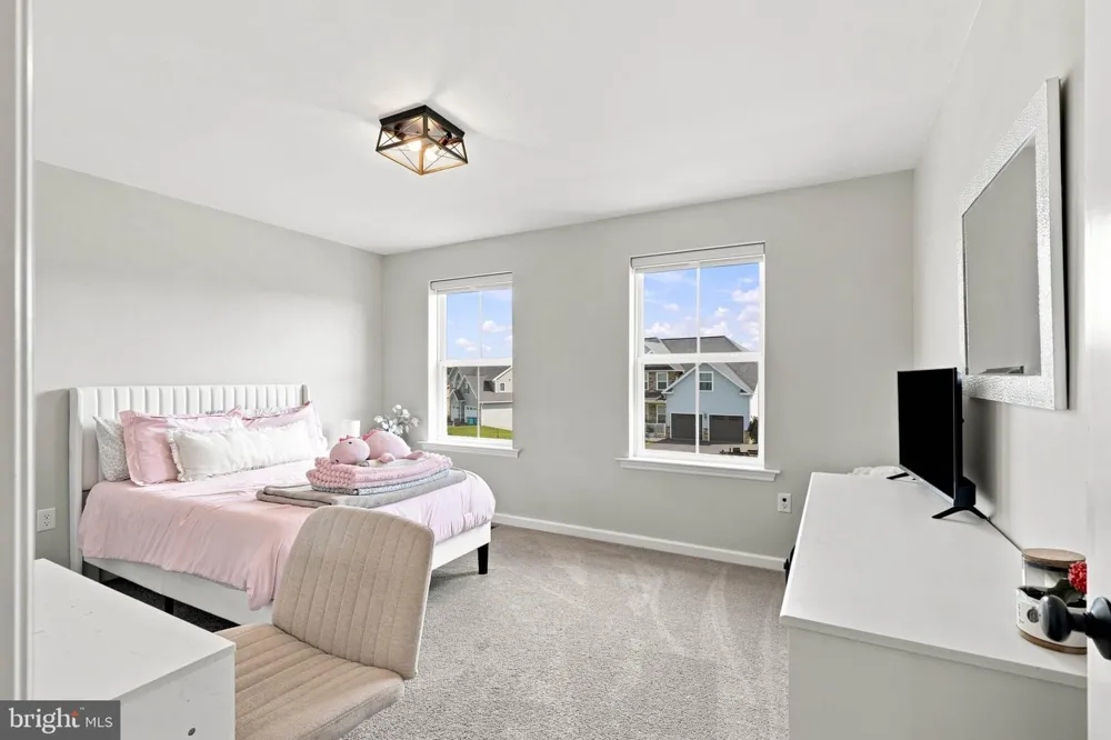 509 ELM STREET Harrisburg, PA 17112