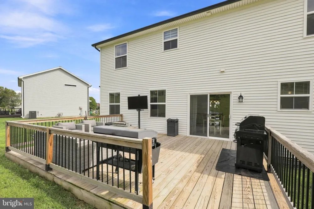 509 ELM STREET Harrisburg, PA 17112
