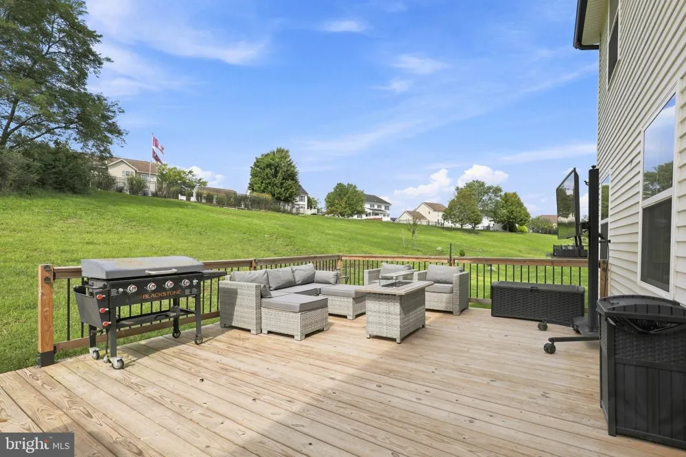 509 ELM STREET Harrisburg, PA 17112