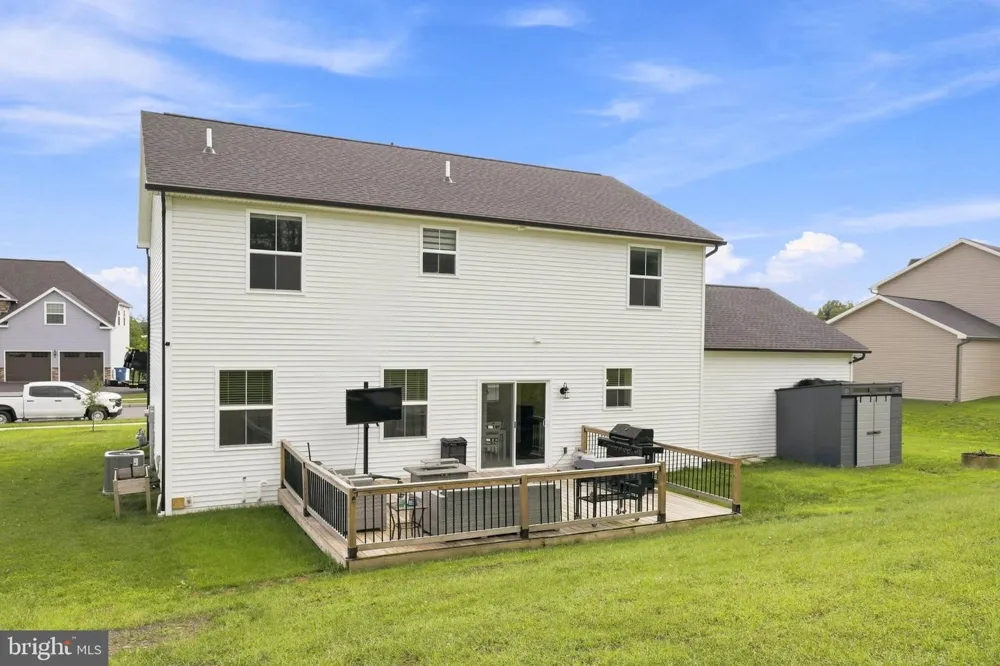 509 ELM STREET Harrisburg, PA 17112