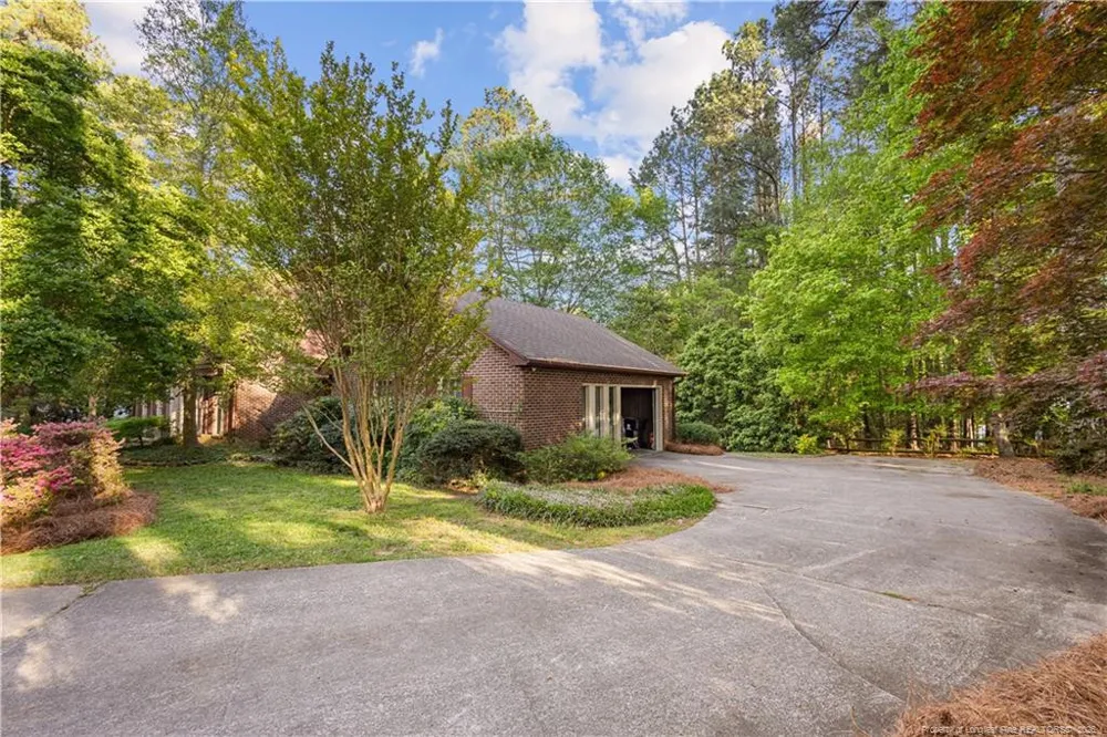 2004 Vantage Point Sanford, NC 27330