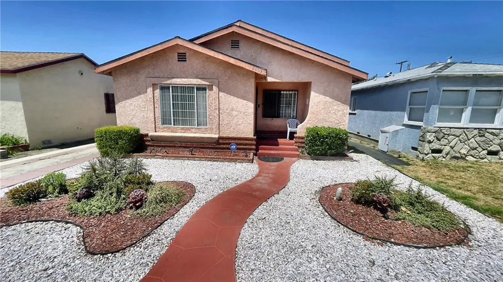 2453 Easy Long Beach, CA 90810