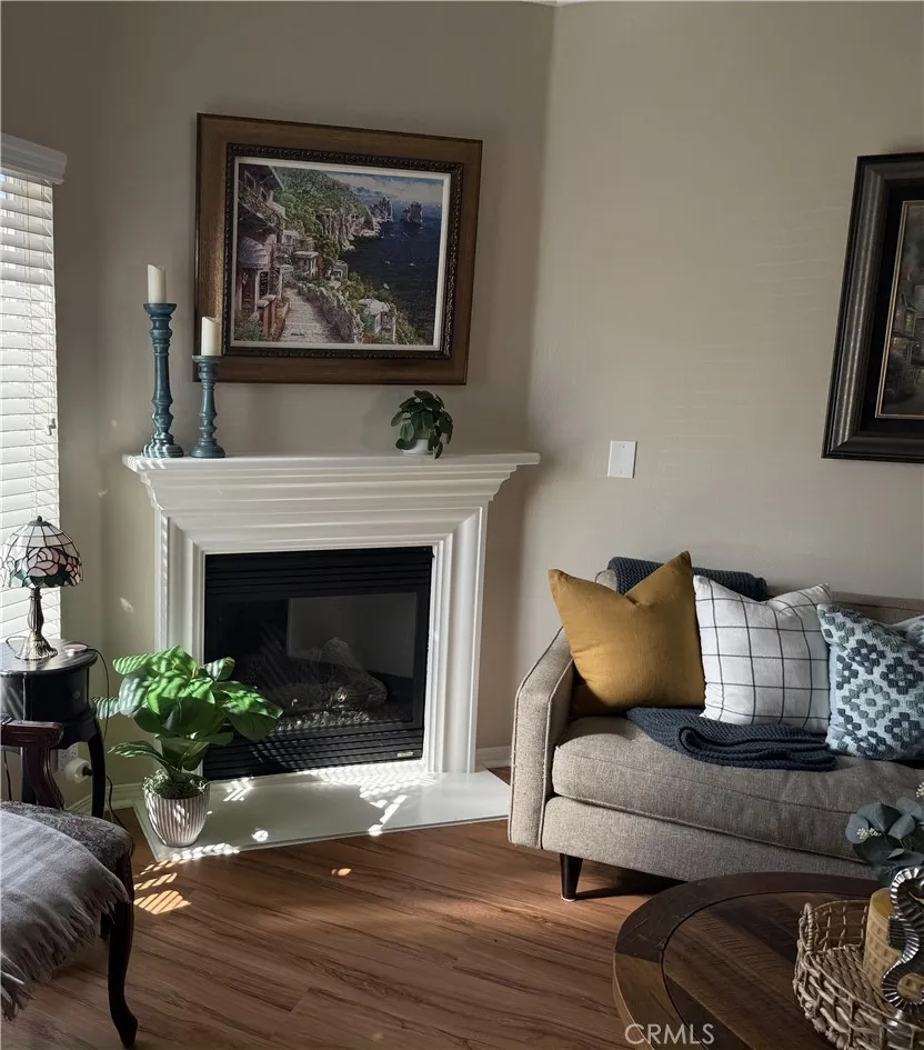 5913 Cypress Point Long Beach, CA 90808