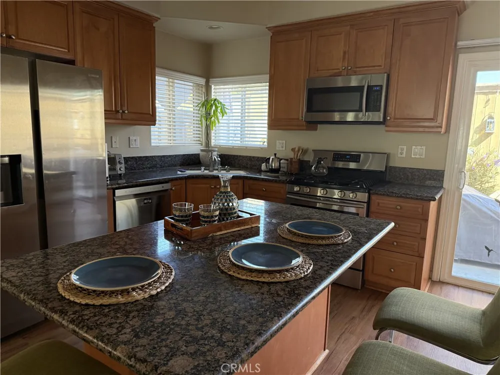 5913 Cypress Point Long Beach, CA 90808