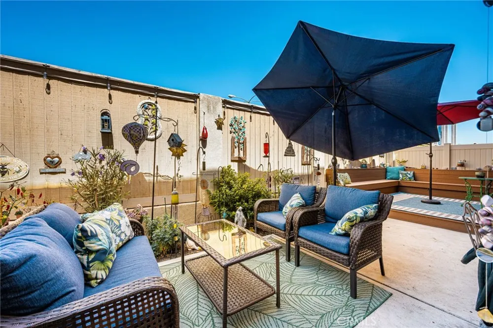 5913 Cypress Point Long Beach, CA 90808