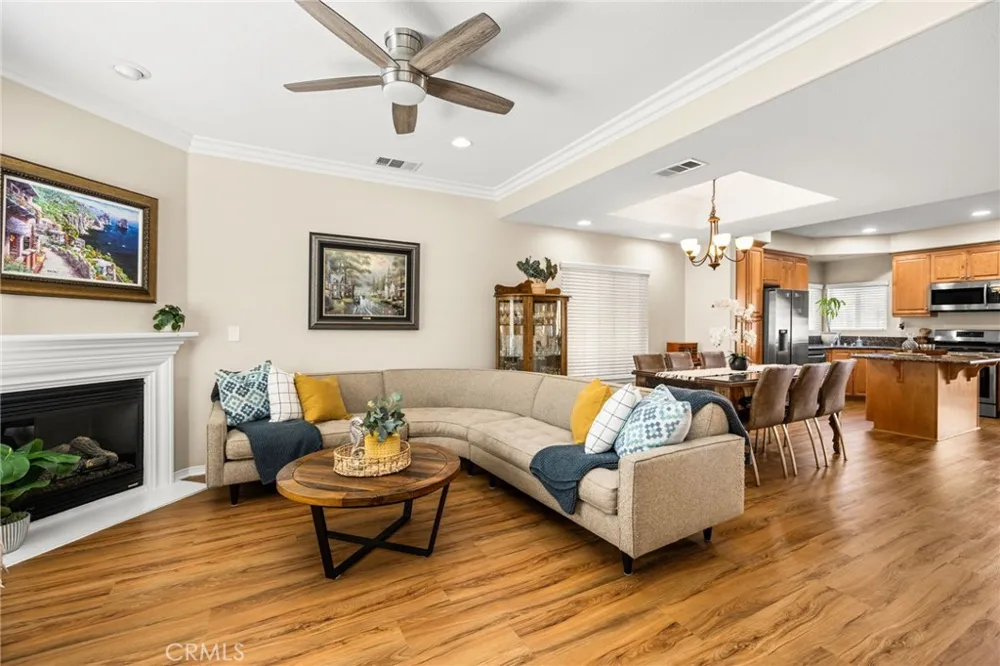 5913 Cypress Point Long Beach, CA 90808