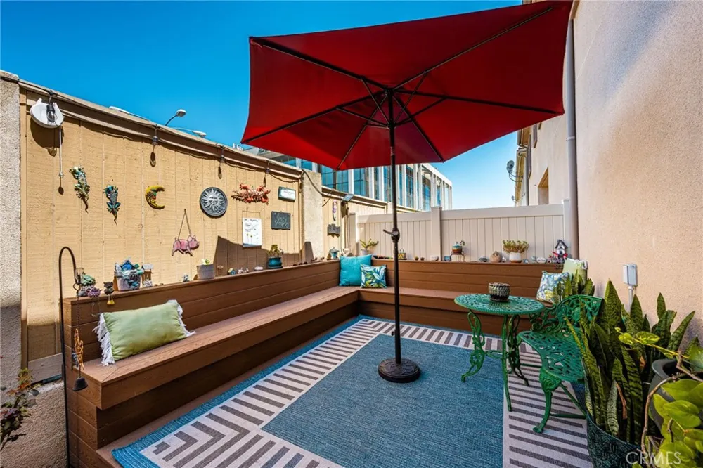 5913 Cypress Point Long Beach, CA 90808