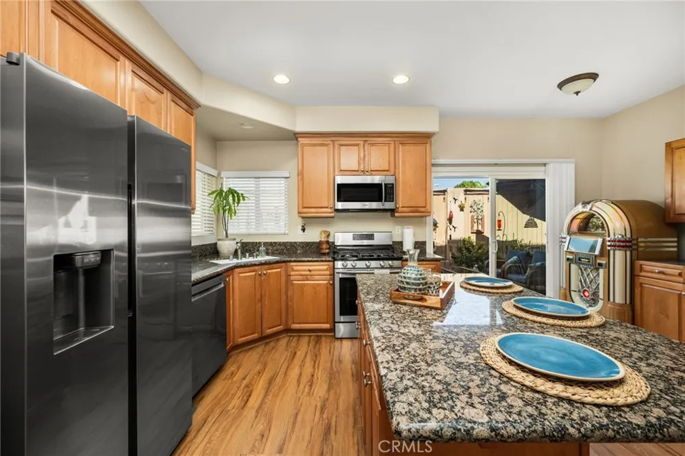5913 Cypress Point Long Beach, CA 90808
