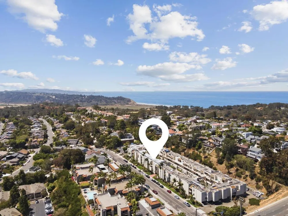 13754 Mango Dr #103 Del Mar, CA 92014
