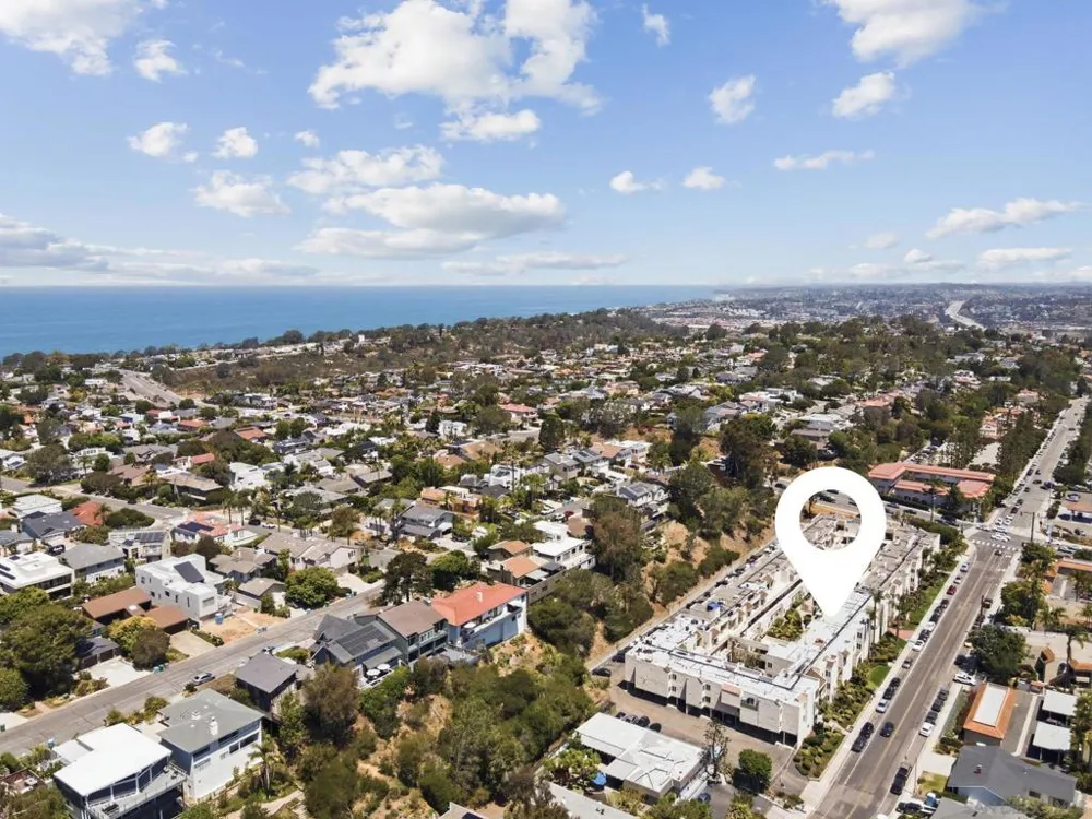 13754 Mango Dr #103 Del Mar, CA 92014