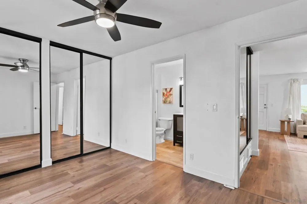 13754 Mango Dr #103 Del Mar, CA 92014