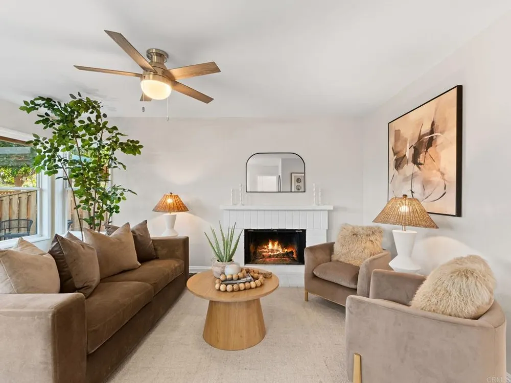 1817 Castle Escondido, CA 92029