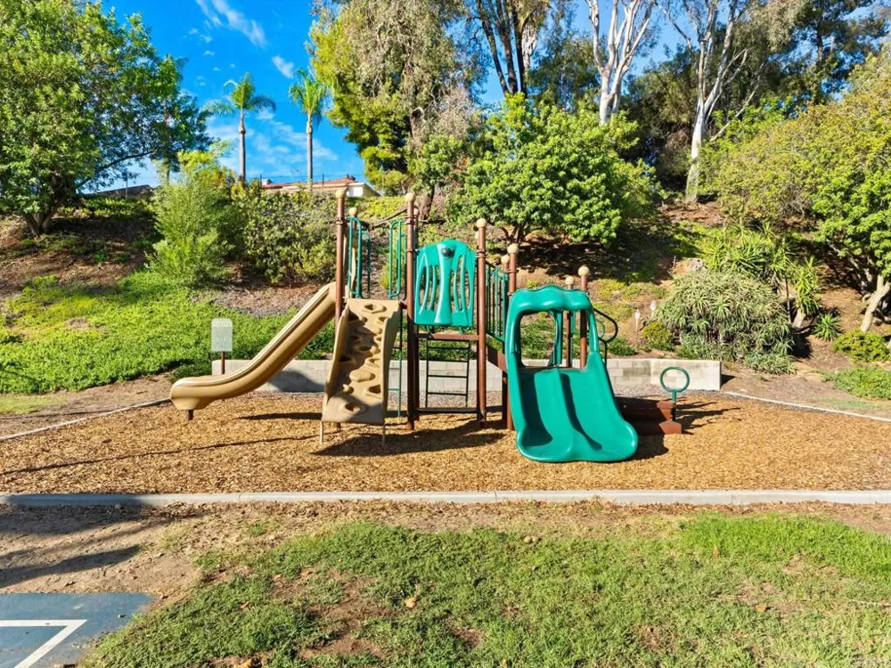 1817 Castle Escondido, CA 92029