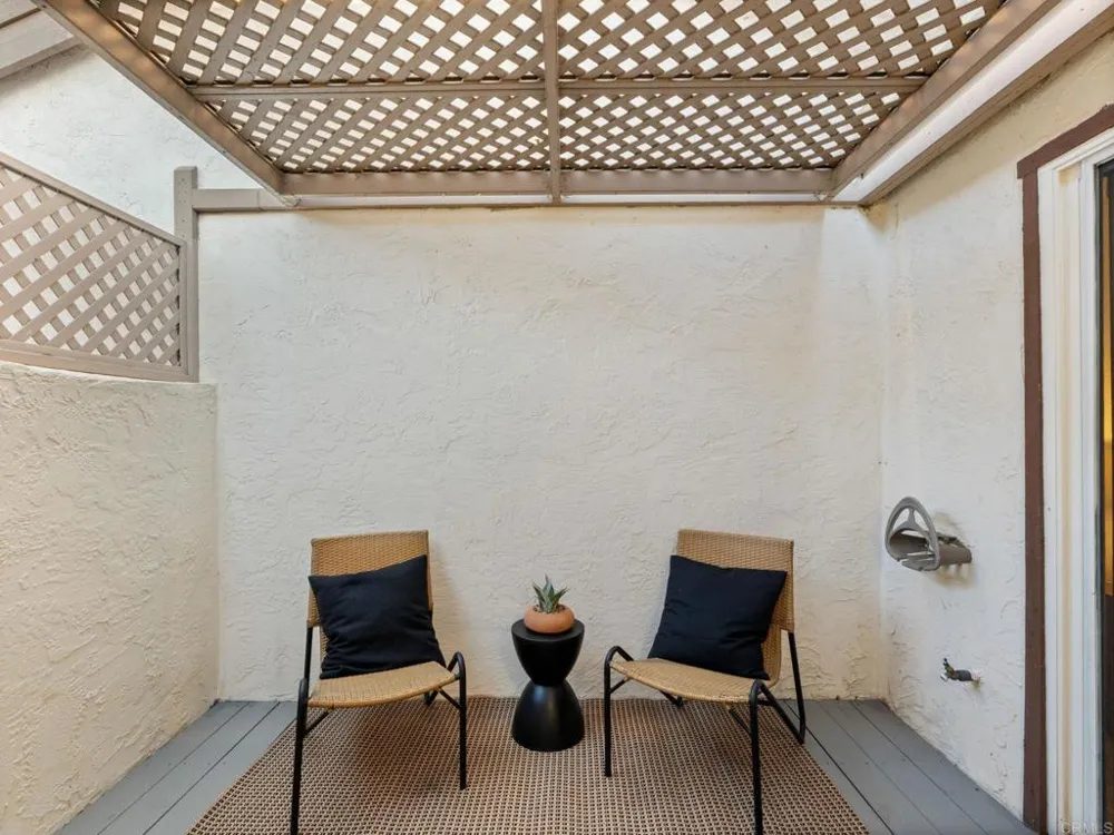 1817 Castle Escondido, CA 92029