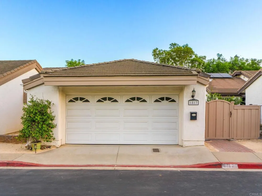1817 Castle Escondido, CA 92029