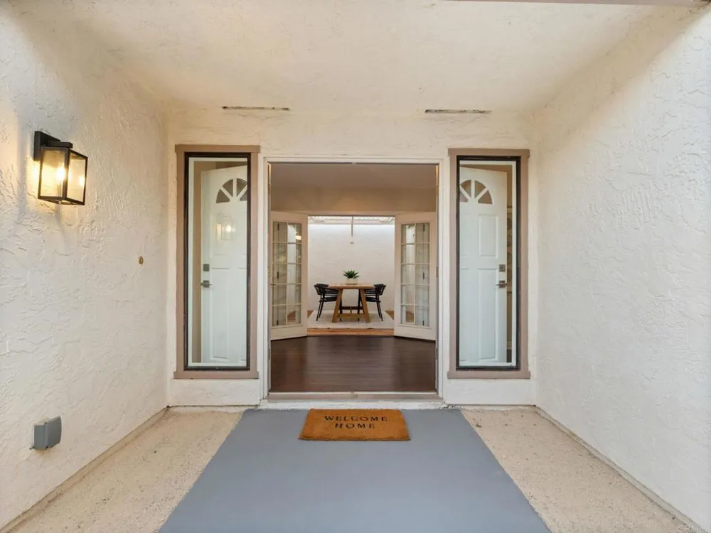 1817 Castle Escondido, CA 92029
