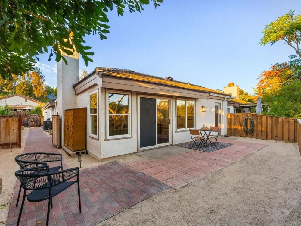 1817 Castle Escondido, CA 92029
