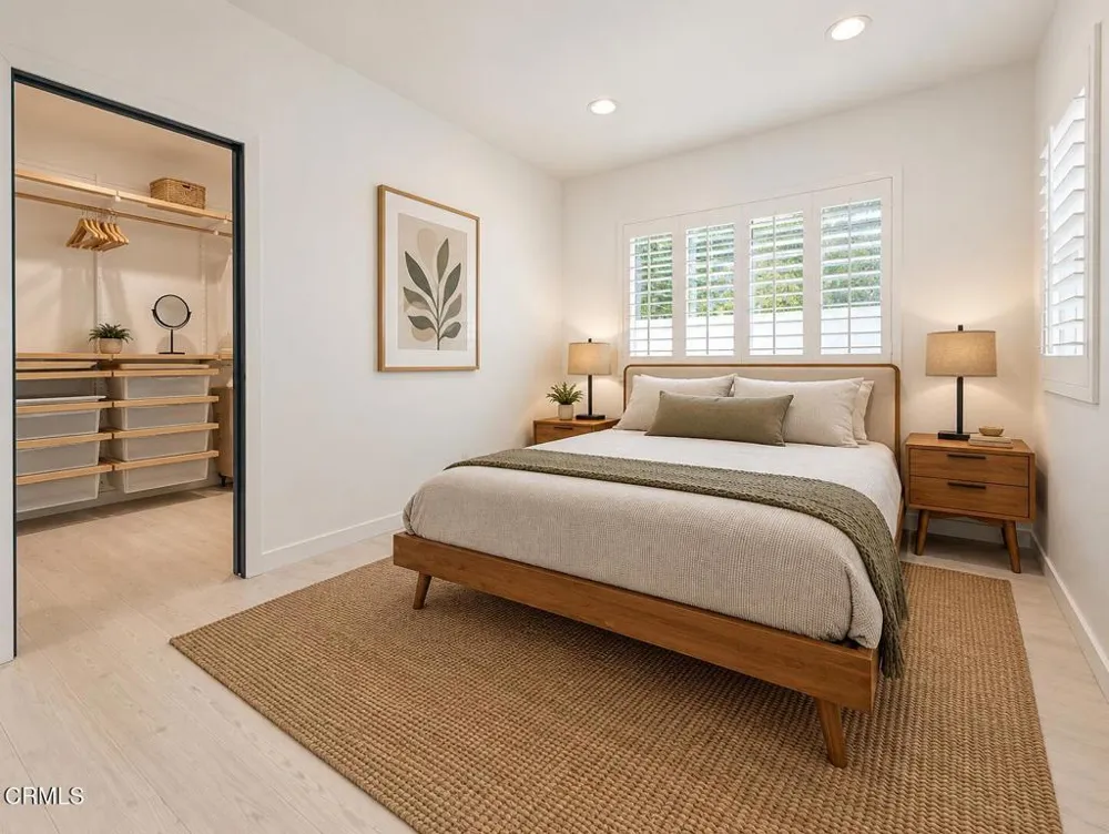 10332 Woodbridge Street Toluca Lake, CA 91602