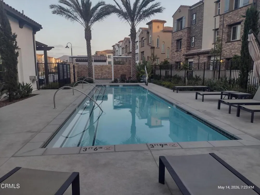 557 Via Vallarta Camarillo, CA 93012
