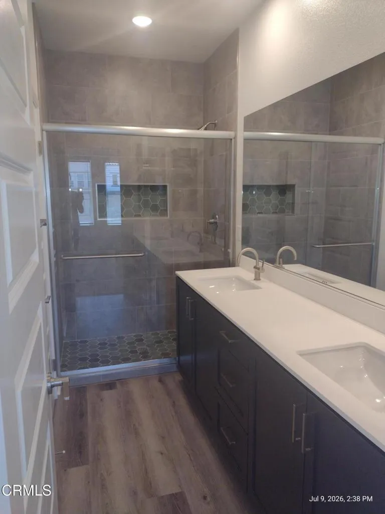 557 Via Vallarta Camarillo, CA 93012