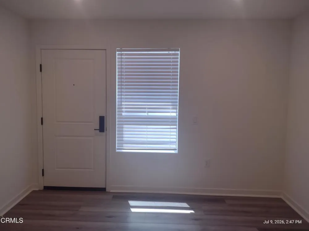 557 Via Vallarta Camarillo, CA 93012