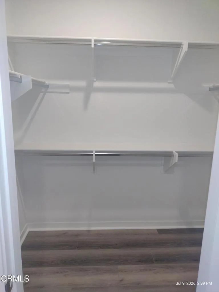 557 Via Vallarta Camarillo, CA 93012